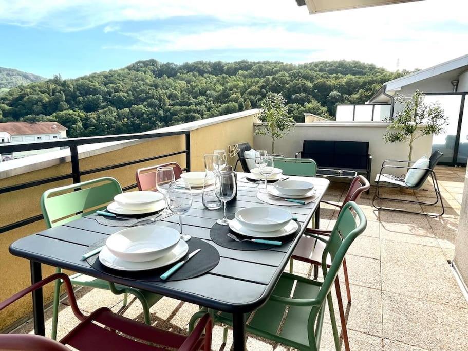 L'Attique - Standing Et Terrasse Au Centre-Ville Bellegarde-sur-Valserine ภายนอก รูปภาพ
